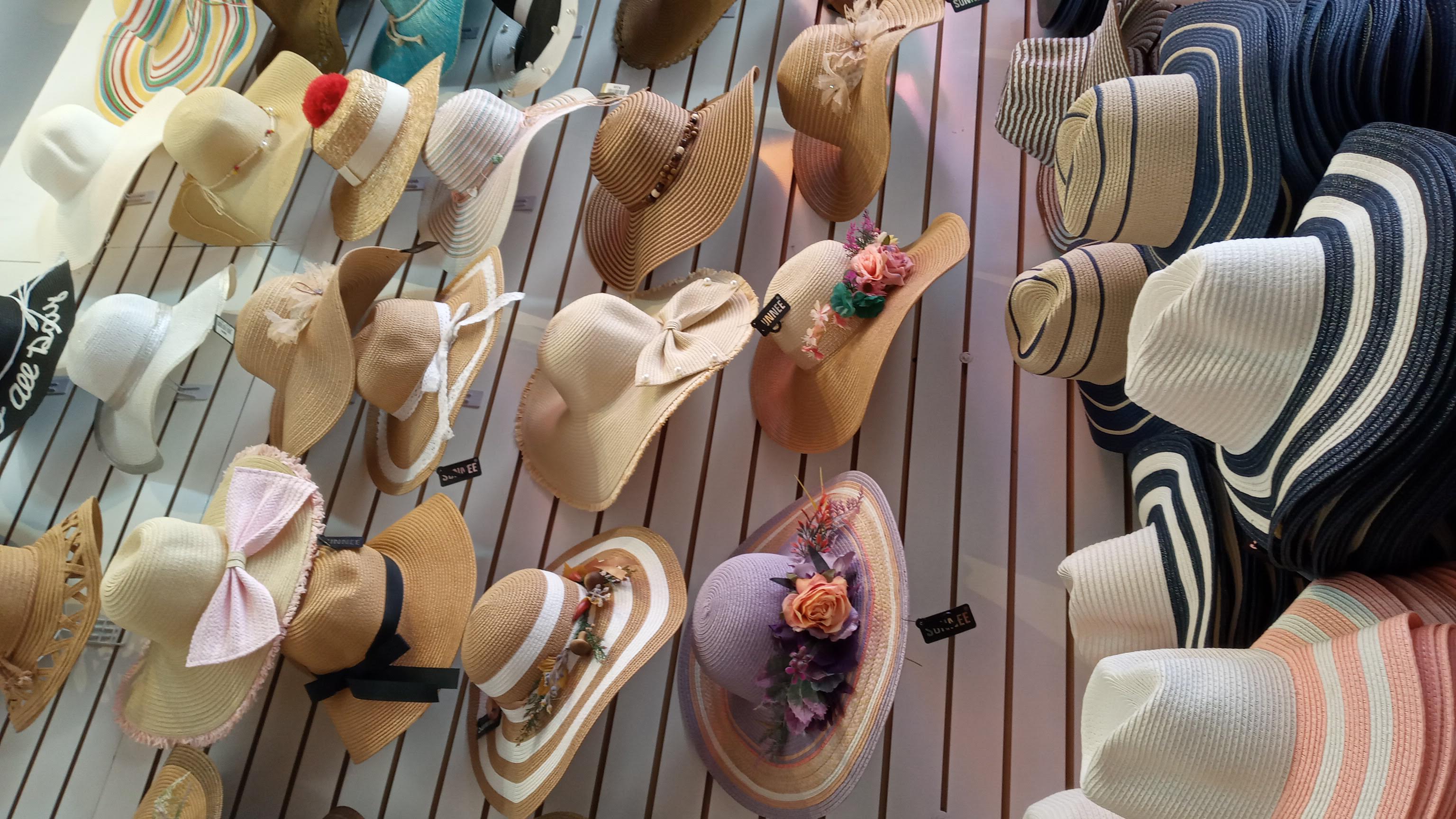 TAN Sombreros