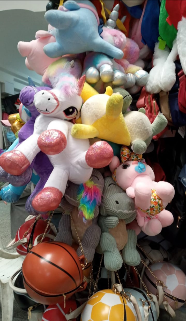 ROMPA WANG FANG (Bolsas para dama y mochilas)